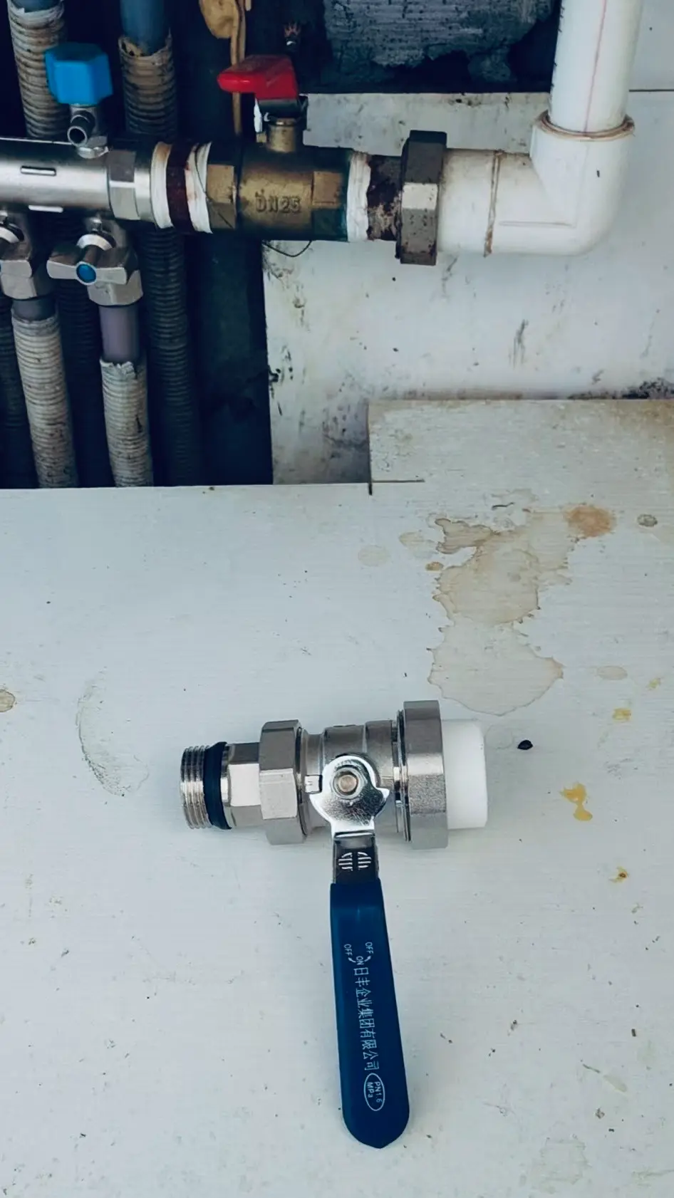 Damaged shut-off valve